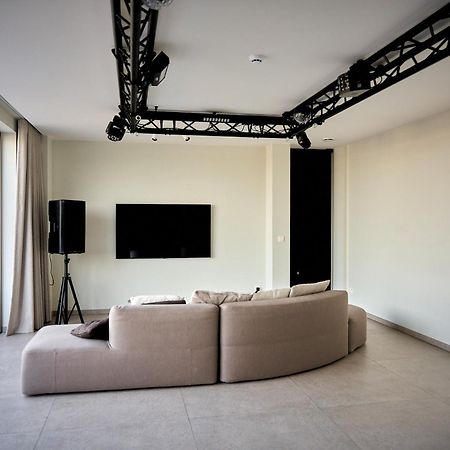 Kaoz Highstreet The Luxury Loft Leilighet Hoogstraten Eksteriør bilde